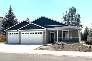 5078 Cherry Blossom Ln, Klamath Falls, OR 97601 - Photo 1