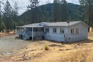 224 Gordon Way S, Grants Pass, OR 97527 - Photo 1