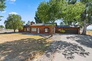 6606 Domino Rd, Central Point, OR 97502 - Photo 1