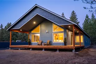 60340 Hiawatha Ln, Bend, OR 97702 - Photo 1