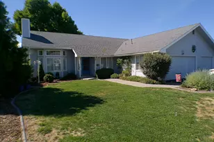 3918 Monrovia Way, Klamath Falls, OR 97603 - Photo 1