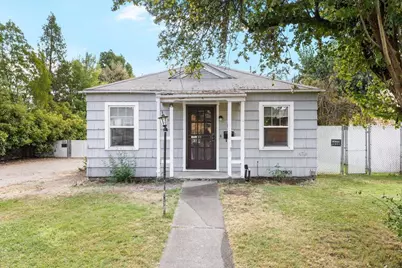 19 Lincoln Street, Medford, OR 97501 - Photo 1