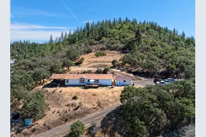 771 Ironwood Drive, Eagle Point, OR 97524 - Photo 1