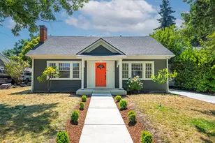 1016 Queen Anne Ave, Medford, OR 97504 - Photo 1