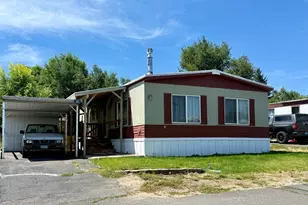 2241 Greensprings Dr, Klamath Falls, OR 97601 - Photo 1