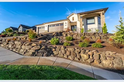 3656 Camina Drive, Medford, OR 97504 - Photo 1