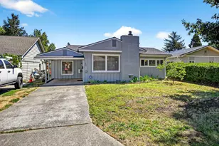 953 Kenyon St, Medford, OR 97501 - Photo 1