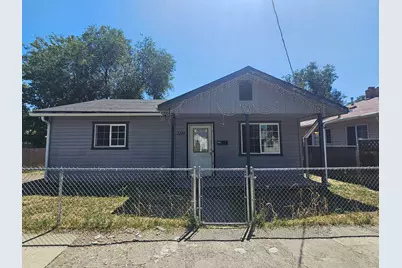 2240 Eberlein Avenue, Klamath Falls, OR 97601 - Photo 1