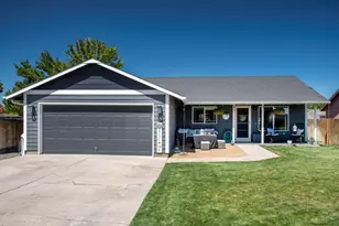 1530 NE Larry Ct, Prineville, OR 97754 - Photo 1
