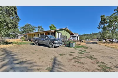 1300 Worthington Road, Eagle Point, OR 97524 - Photo 1