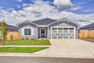 3727 Carlin Dr, Medford, OR 97504 - Photo 1