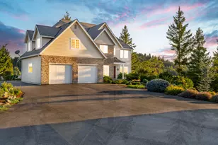 424 Needlewood Dr, Grants Pass, OR 97526 - Photo 1