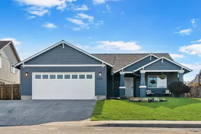 2206 NW 8th Street, Redmond, OR 97756 - Photo 1