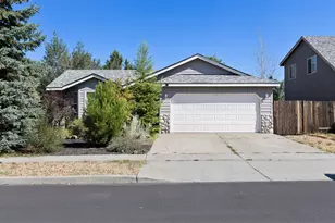 2756 NE Rainier Dr, Bend, OR 97701 - Photo 1