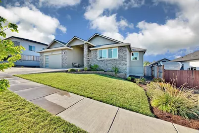 3268 Sky Way, Medford, OR 97504 - Photo 1