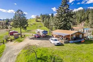 1682 NE Riverside Dr, Myrtle Creek, OR 97457 - Photo 1