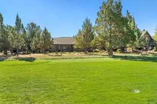 889 Willet Ln, Redmond, OR 97756 - Photo 1