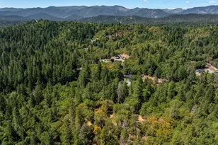 395 Stewart Rd, Grants Pass, OR 97526 - Photo 1