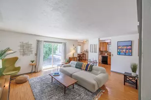 1630 SE Tempest Dr, Bend, OR 97702 - Photo 1