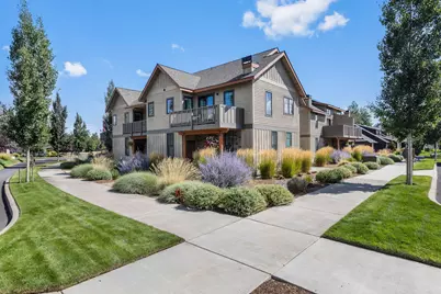 390 S Pine Meadow Street, Sisters, OR 97759 - Photo 1