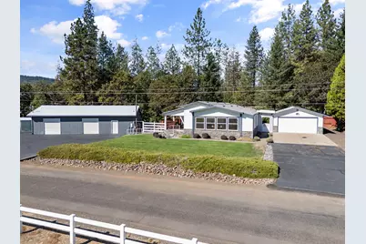 549 Rogue Air Drive Drive, Shady Cove, OR 97539 - Photo 1