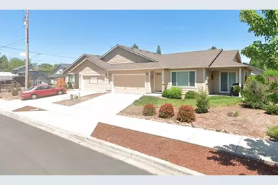 133 Neva Street, Eagle Point, OR 97524 - Photo 1