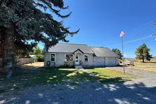 428 N Polk St, Merrill, OR 97633 - Photo 1