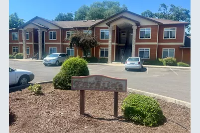 211 N Shasta Avenue #A-H, Eagle Point, OR 97524 - Photo 1