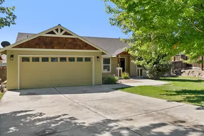 2290 SW Kalama Avenue, Redmond, OR 97756 - Photo 1