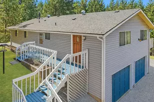 162 Hamilton Heights Ln, Glendale, OR 97442 - Photo 1