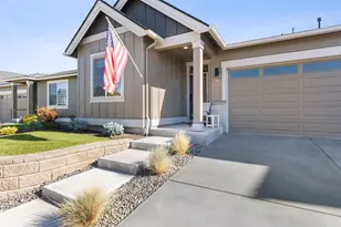 1187 NE Henry Dr, Prineville, OR 97754 - Photo 1