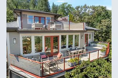 180 Logan Drive, Ashland, OR 97520 - Photo 1