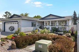 426 Marian Ave, Central Point, OR 97502 - Photo 1