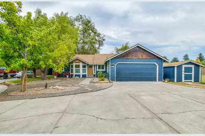 2746 SW Reindeer Court, Redmond, OR 97756 - Photo 1