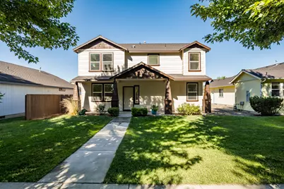 1331 NE 4th Street, Redmond, OR 97756 - Photo 1