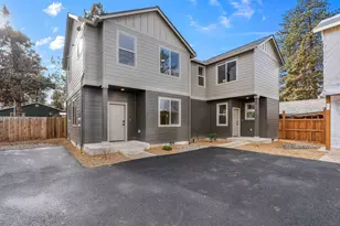 477 SE Roosevelt Ave, Bend, OR 97702 - Photo 1