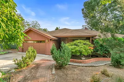 1042 Oak Knoll Drive, Ashland, OR 97520 - Photo 1