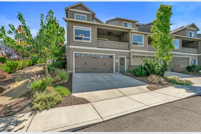 969 Camelot Drive, Ashland, OR 97520 - Photo 1