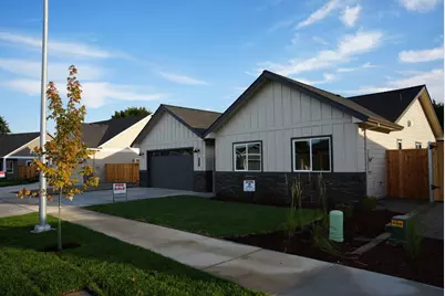 2777 Roberts Road, Medford, OR 97504 - Photo 1