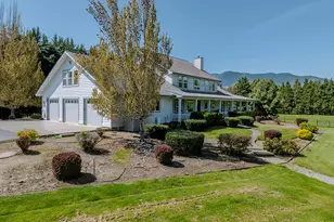 206 Blue Water Ln, Grants Pass, OR 97527 - Photo 1