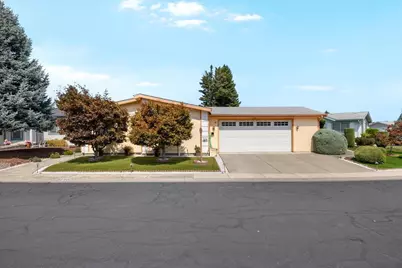 555 Freeman Road #UNIT 146, Central Point, OR 97502 - Photo 1