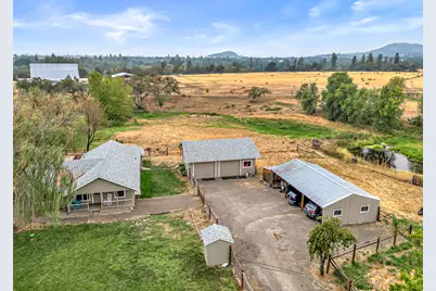 14145 Agate Road, Eagle Point, OR 97524 - Photo 1