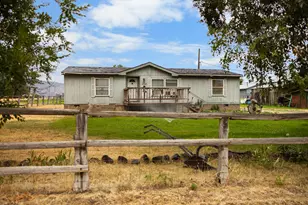 4545 NW Charles Rd, Prineville, OR 97754 - Photo 1
