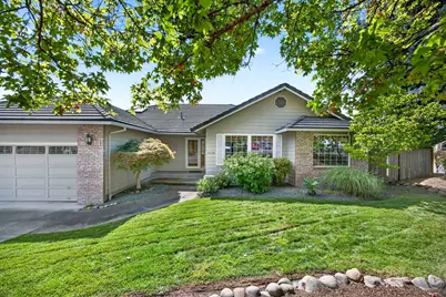 2209 Gene Cameron Way, Medford, OR 97504 - Photo 1