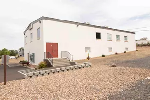 520 S 5th St, Madras, OR 97741 - Photo 1