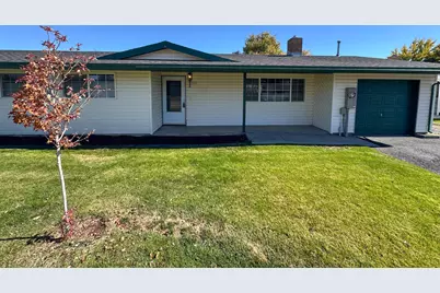 10683 McGuire Avenue, Klamath Falls, OR 97603 - Photo 1