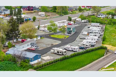 205 S Pacific Highway, Talent, OR 97540 - Photo 1