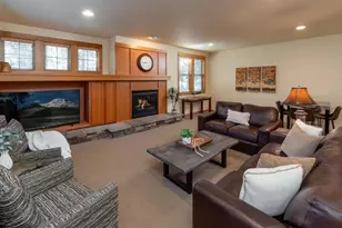 57111 Fremont Dr, Sunriver, OR 97707 - Photo 1