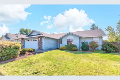 2052 SW Nebraska Avenue, Grants Pass, OR 97527 - Photo 1