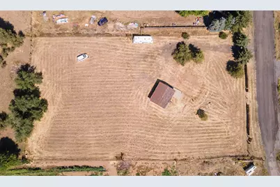 2936 Debbie Drive, Klamath Falls, OR 97601 - Photo 1